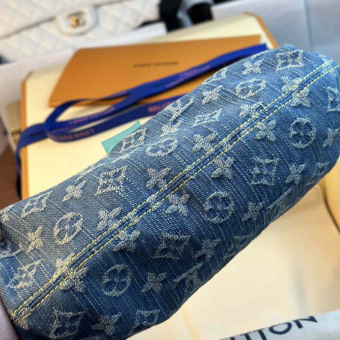 Louis Vuitton 2006 Mini Pleaty Shoulder Bag - FashionPlug