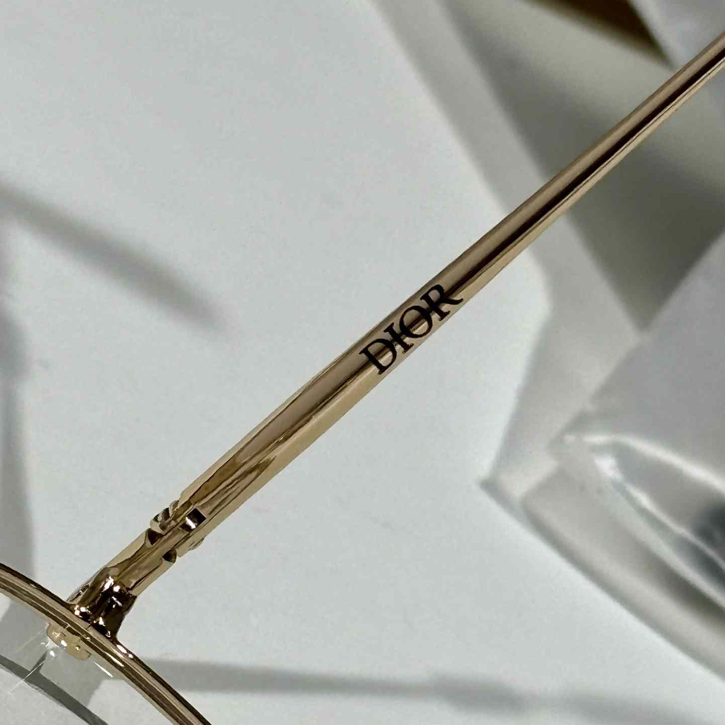 Dior MINI CD R3U  - FashionPlug