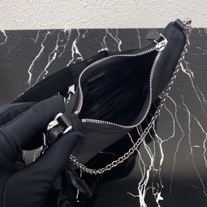 Prada Re-Edition 2005 Re-Nylon Bag  22-12-6cm - FashionPlug