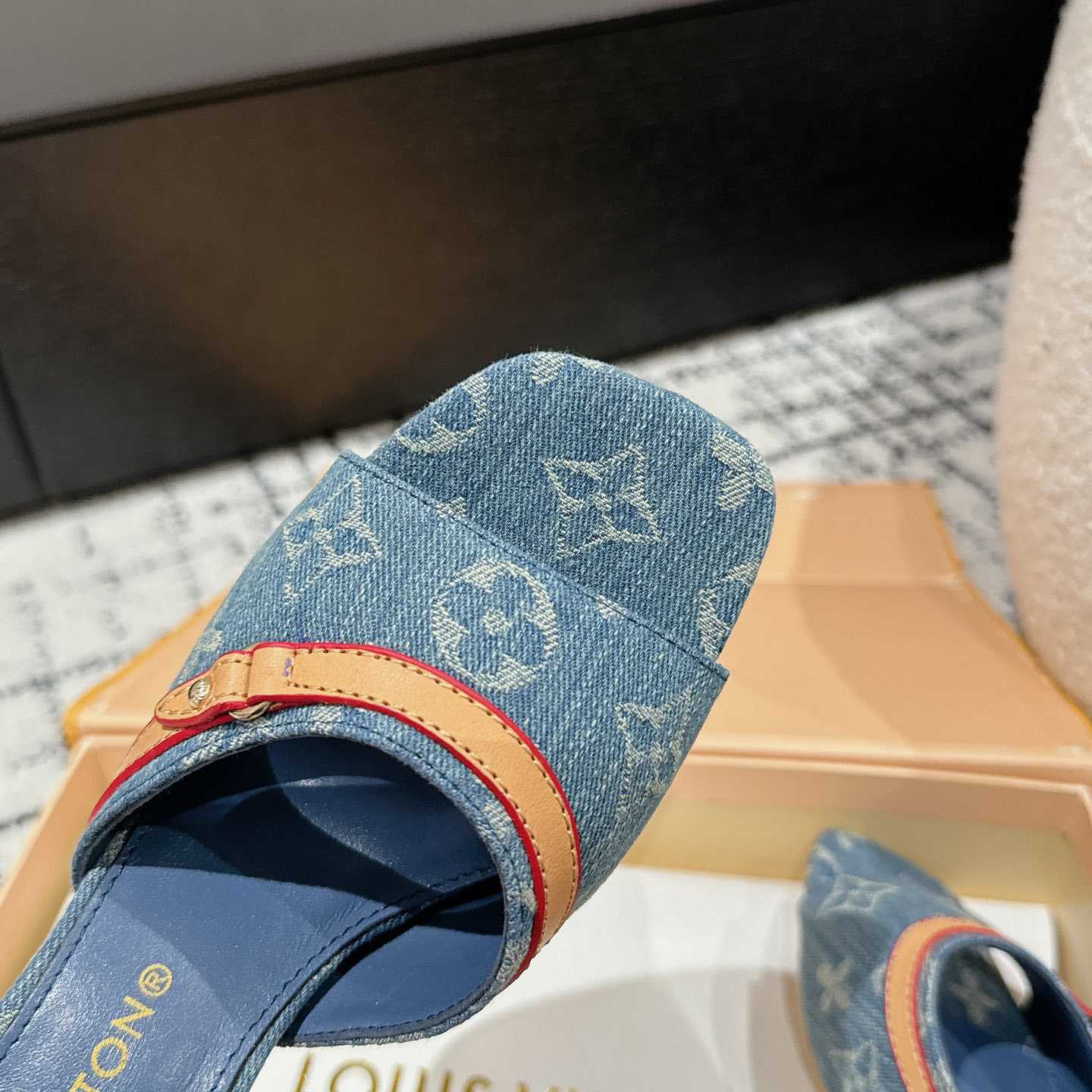Louis Vuitton Neo Revival Mule   - FashionPlug