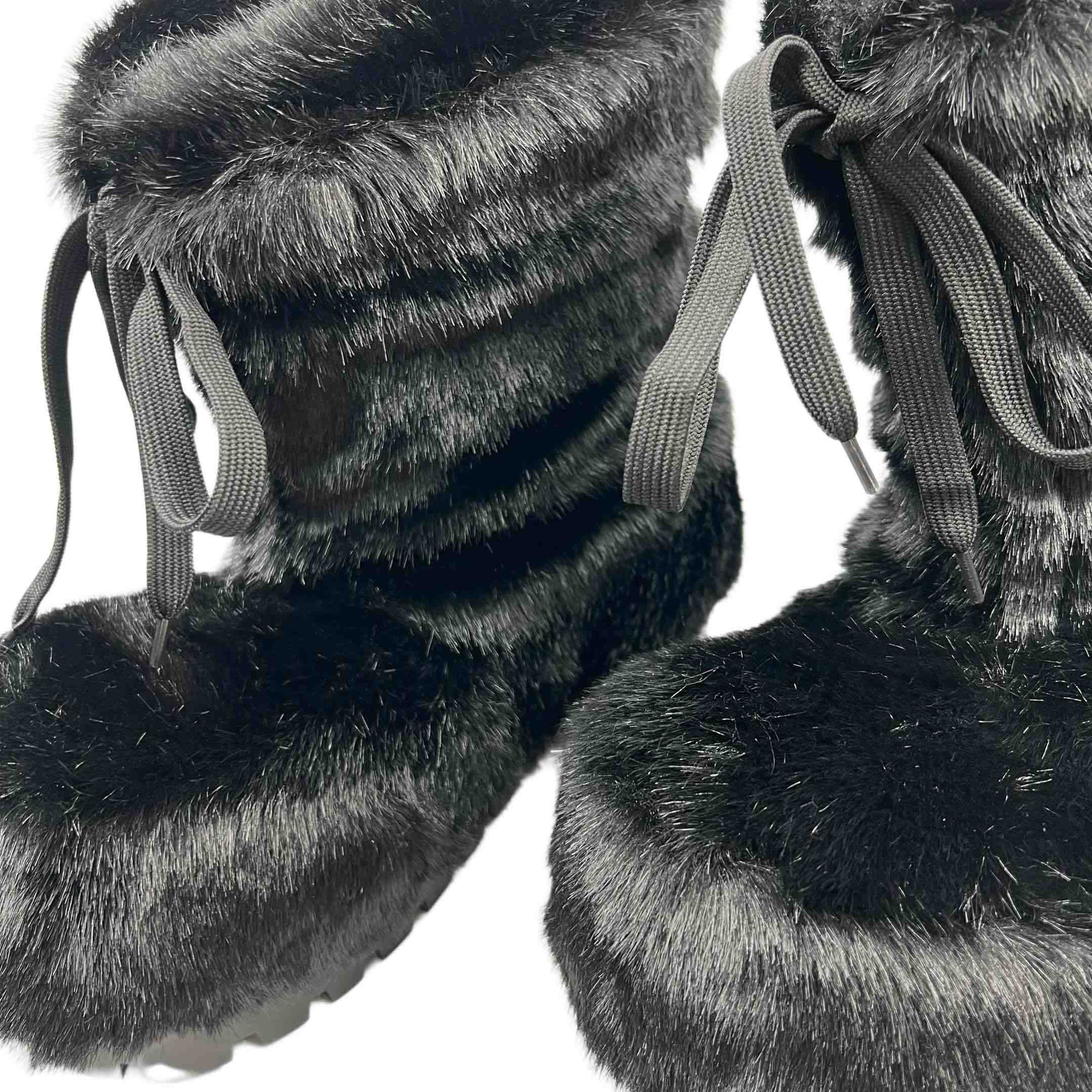 Balenciaga Alaska Low Faux-fur Boots - FashionPlug
