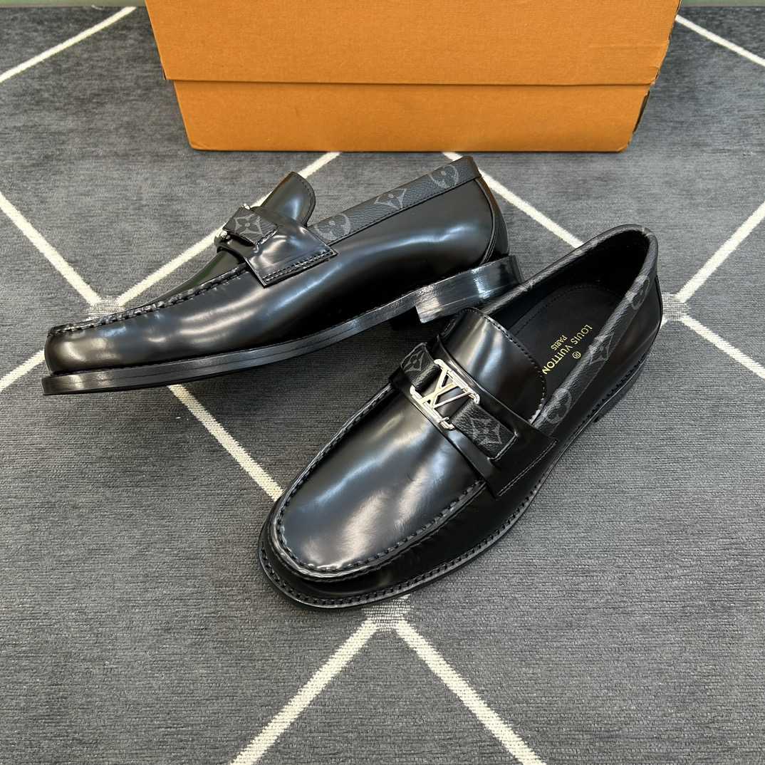 Louis Vuitton Men's Major Leather Loafers - FashionPlug