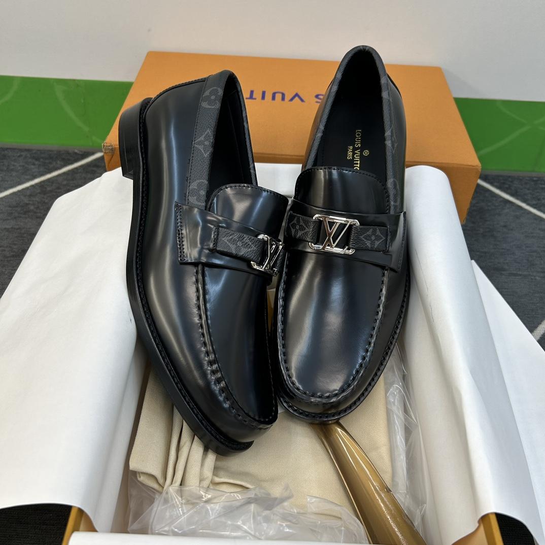 Louis Vuitton Men's Major Leather Loafers - FashionPlug