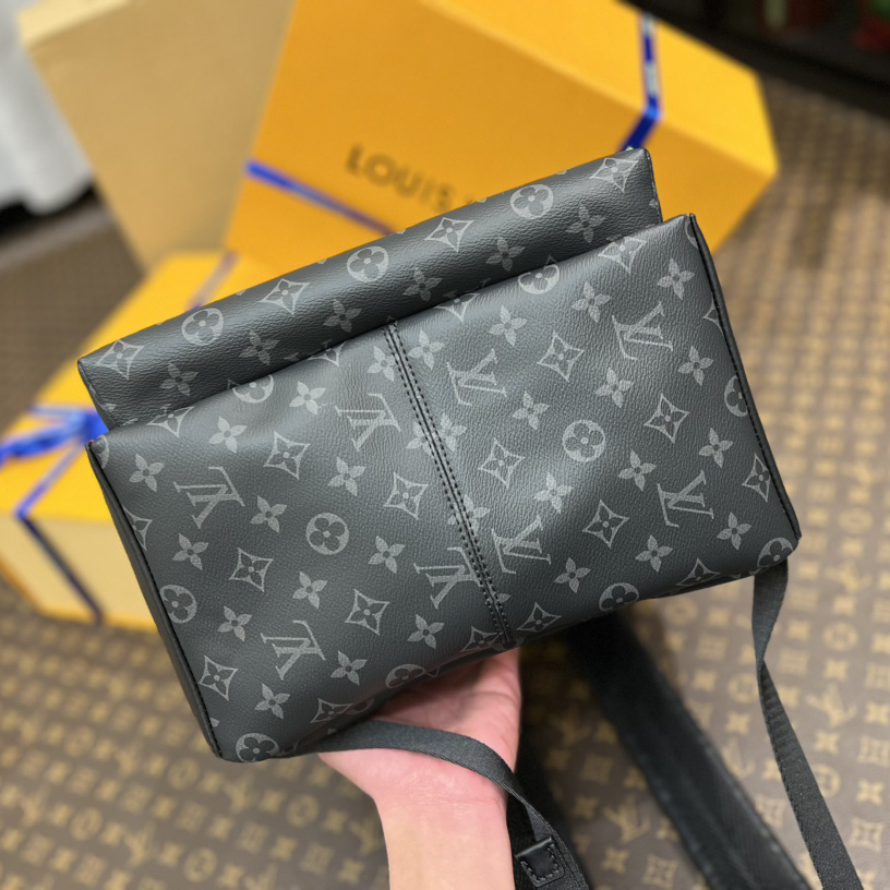 Louis Vuitton Discovery Backpack MM   M22545 - FashionPlug