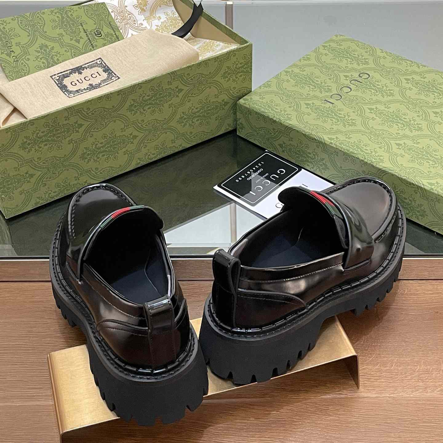 Gucci Women's Loafer With Web - FashionPlug