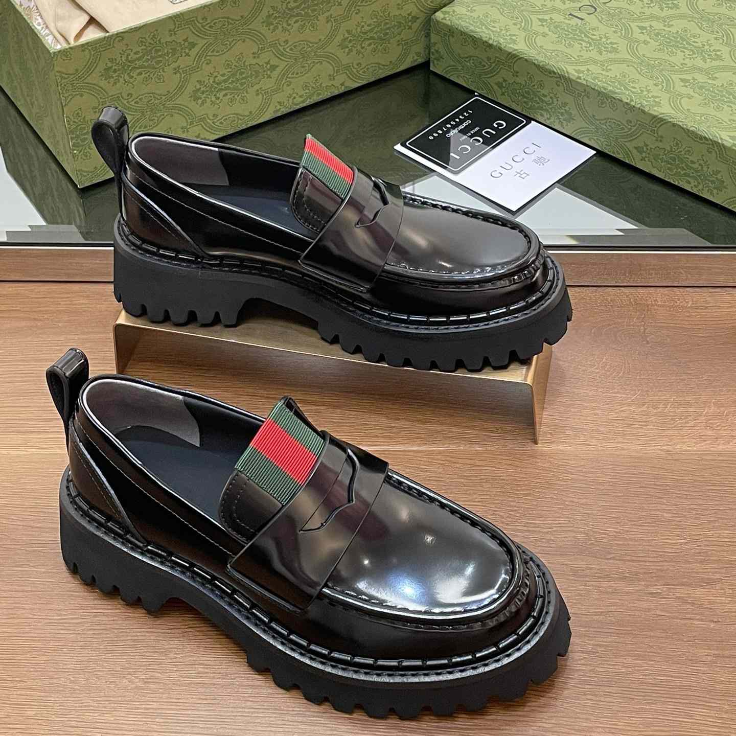 Gucci Women's Loafer With Web - FashionPlug