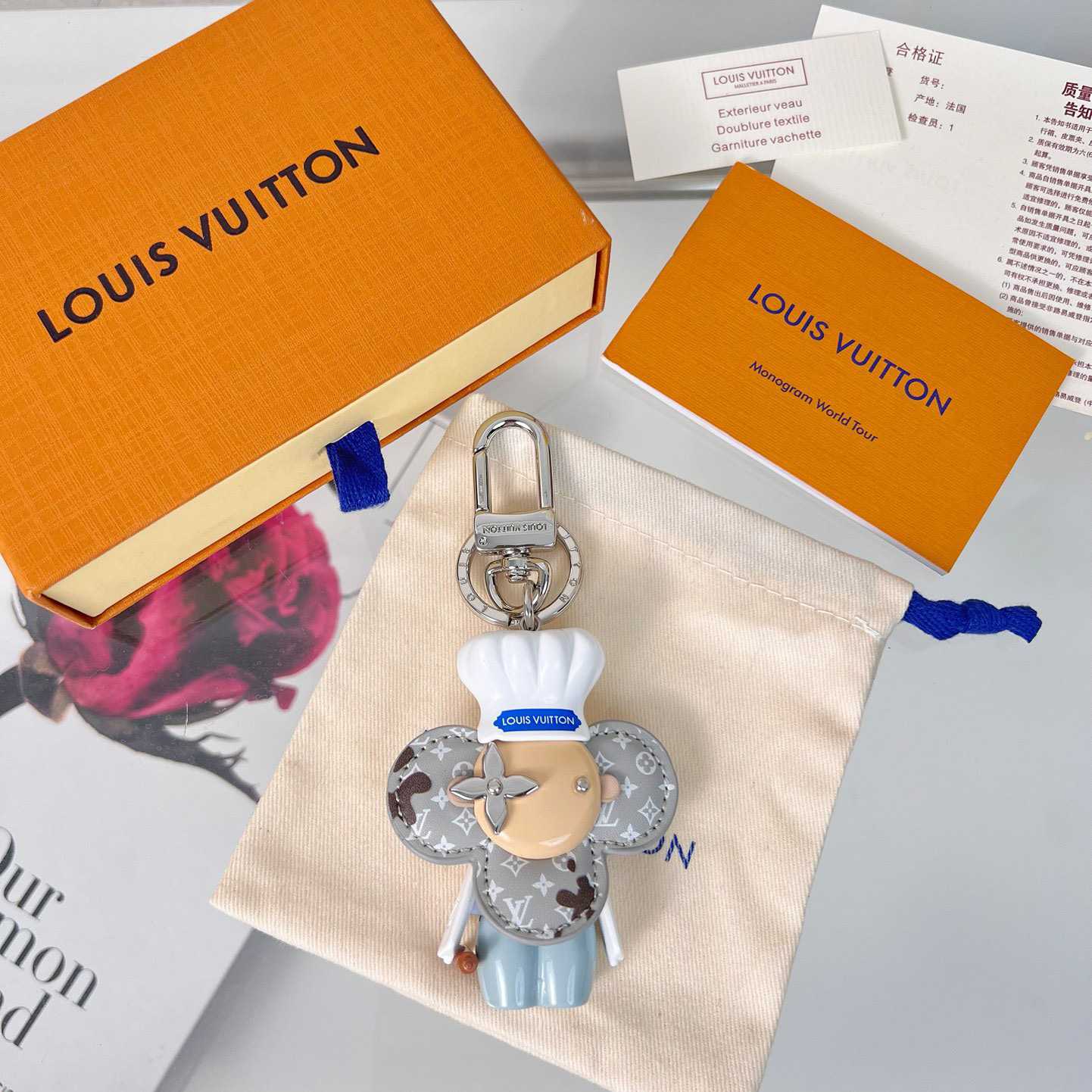 Louis Vuitton Vivienne Baker Collectible   M01467 - FashionPlug