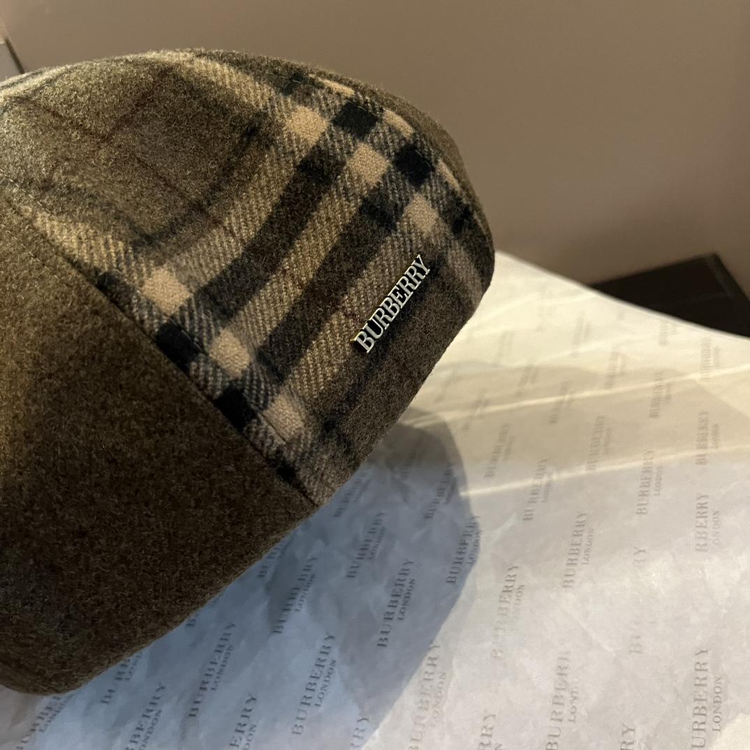 Burberry Beret Hat - FashionPlug