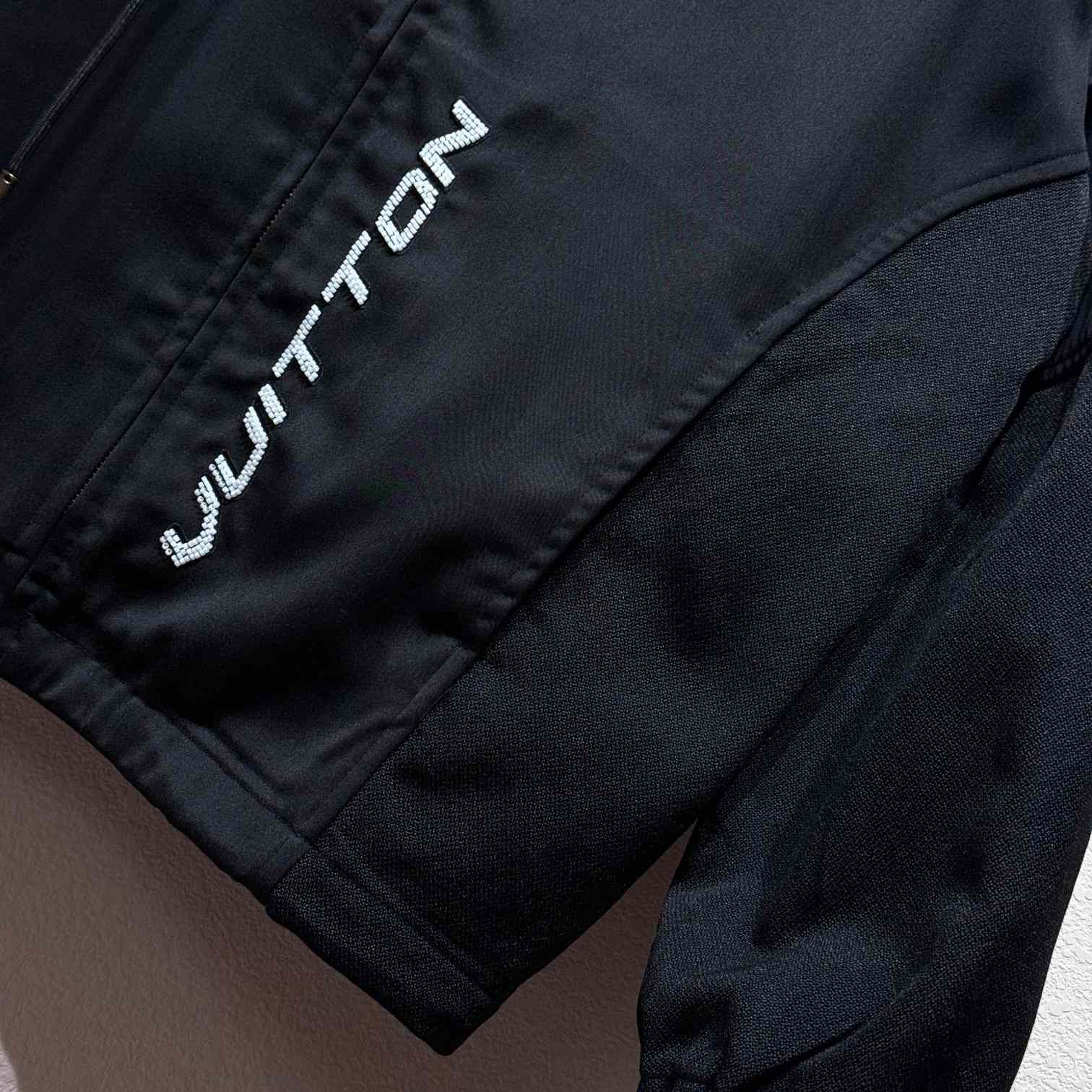Louis Vuitton Technical Hooded Cotton Blouson   1AFRGI - FashionPlug