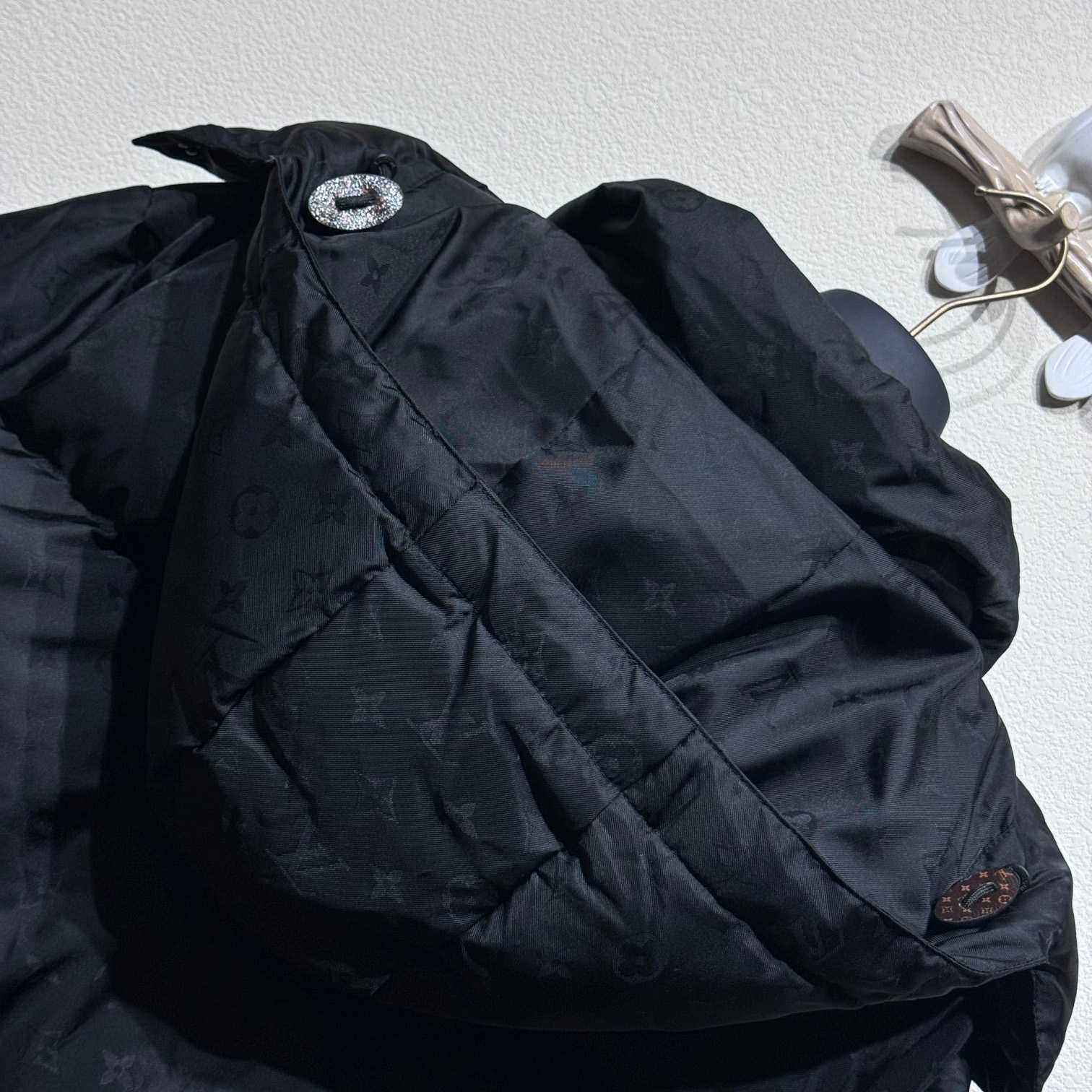 Louis Vuitton Monogram Puffer Jacket    1AGAEQ - FashionPlug