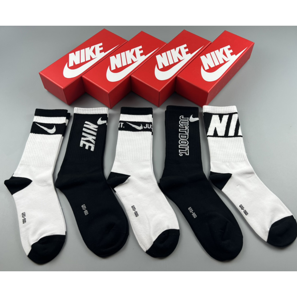 Nike Socks /Box - FashionPlug
