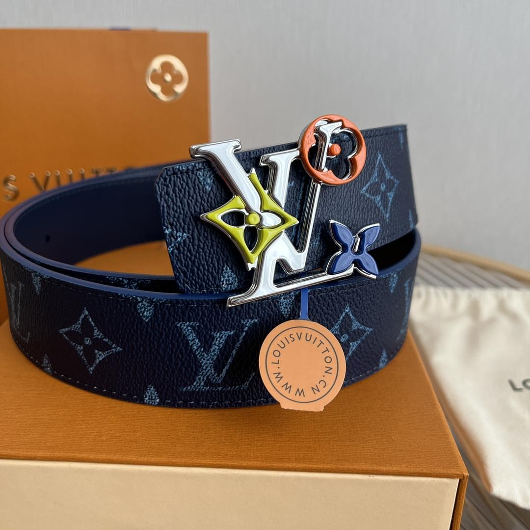 Louis Vuitton LV Initiales 40mm Reversible Belt - FashionPlug
