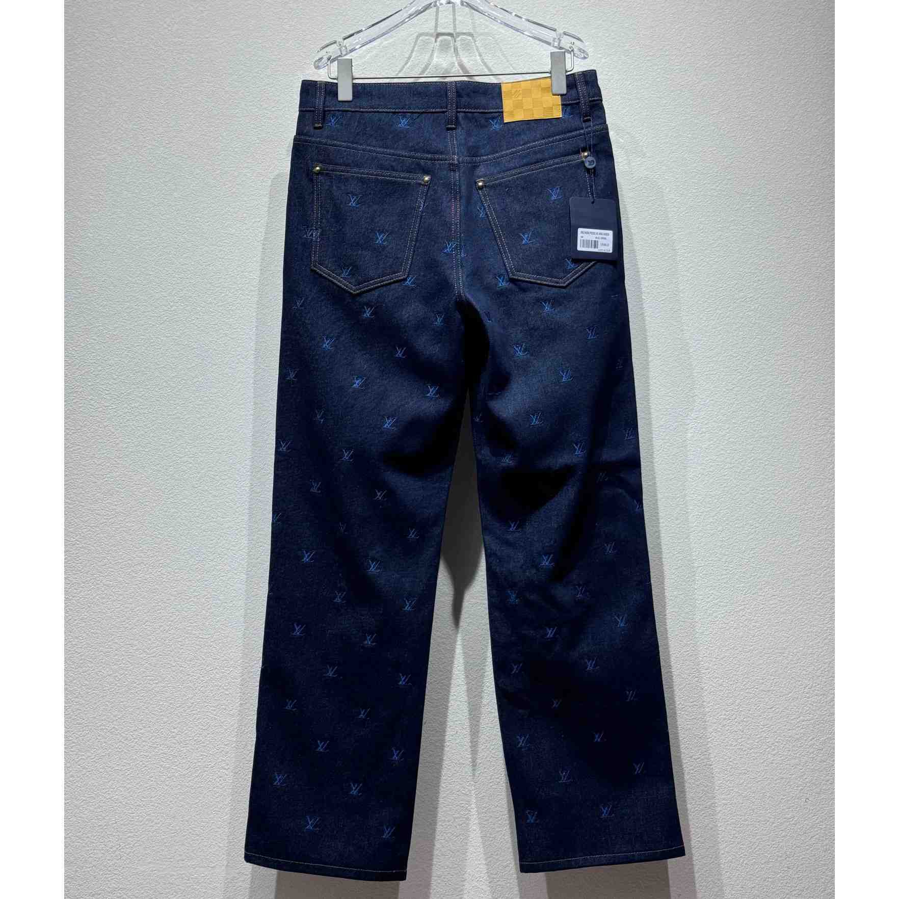 Louis Vuitton LV Blason Embroidered Denim Pants    1AFY23 - FashionPlug