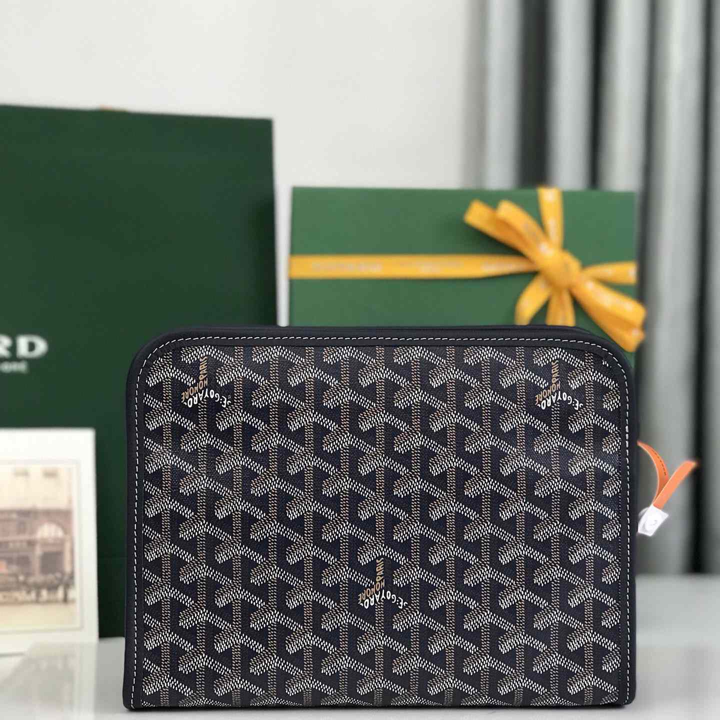 Goyard Jouvence GM Toiletry Bag - FashionPlug