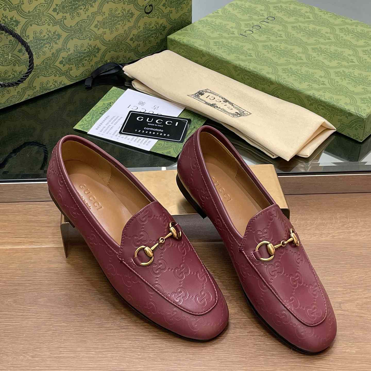 Gucci Women's Gucci Jordaan Loafer - FashionPlug