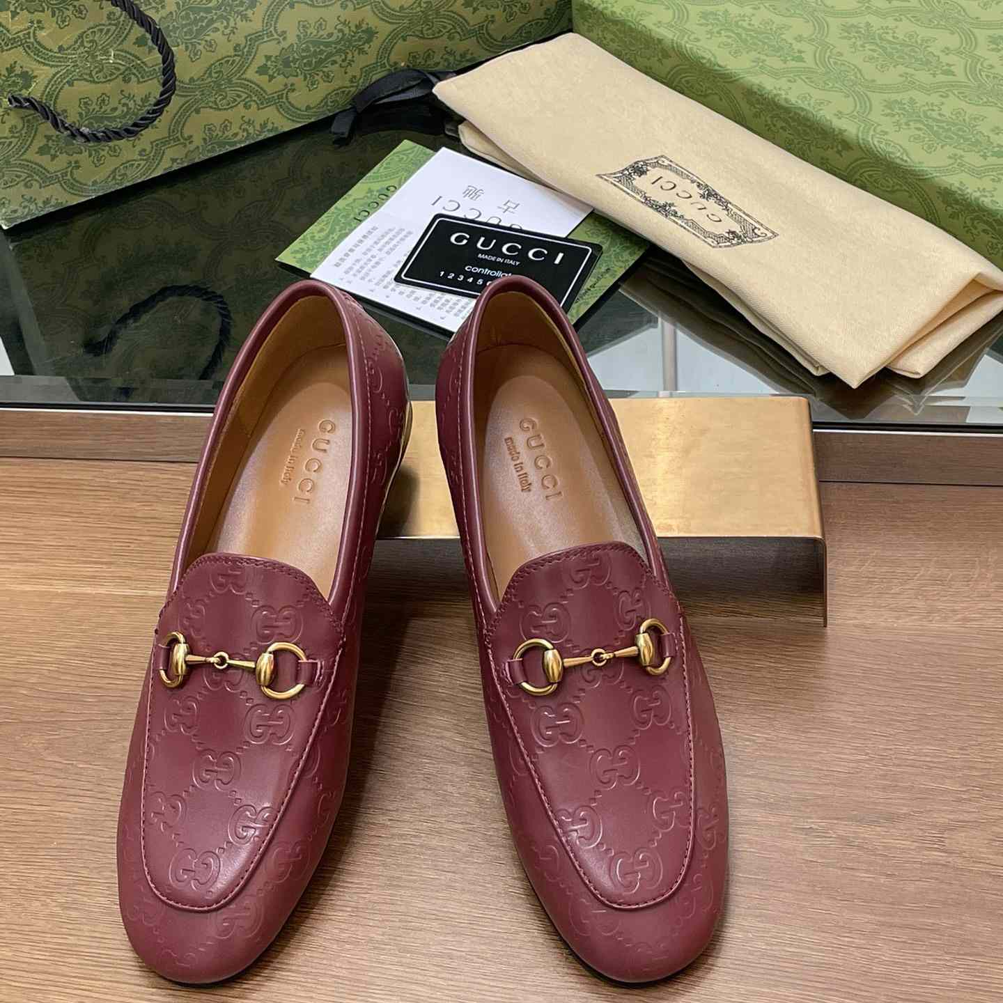 Gucci Women's Gucci Jordaan Loafer - FashionPlug