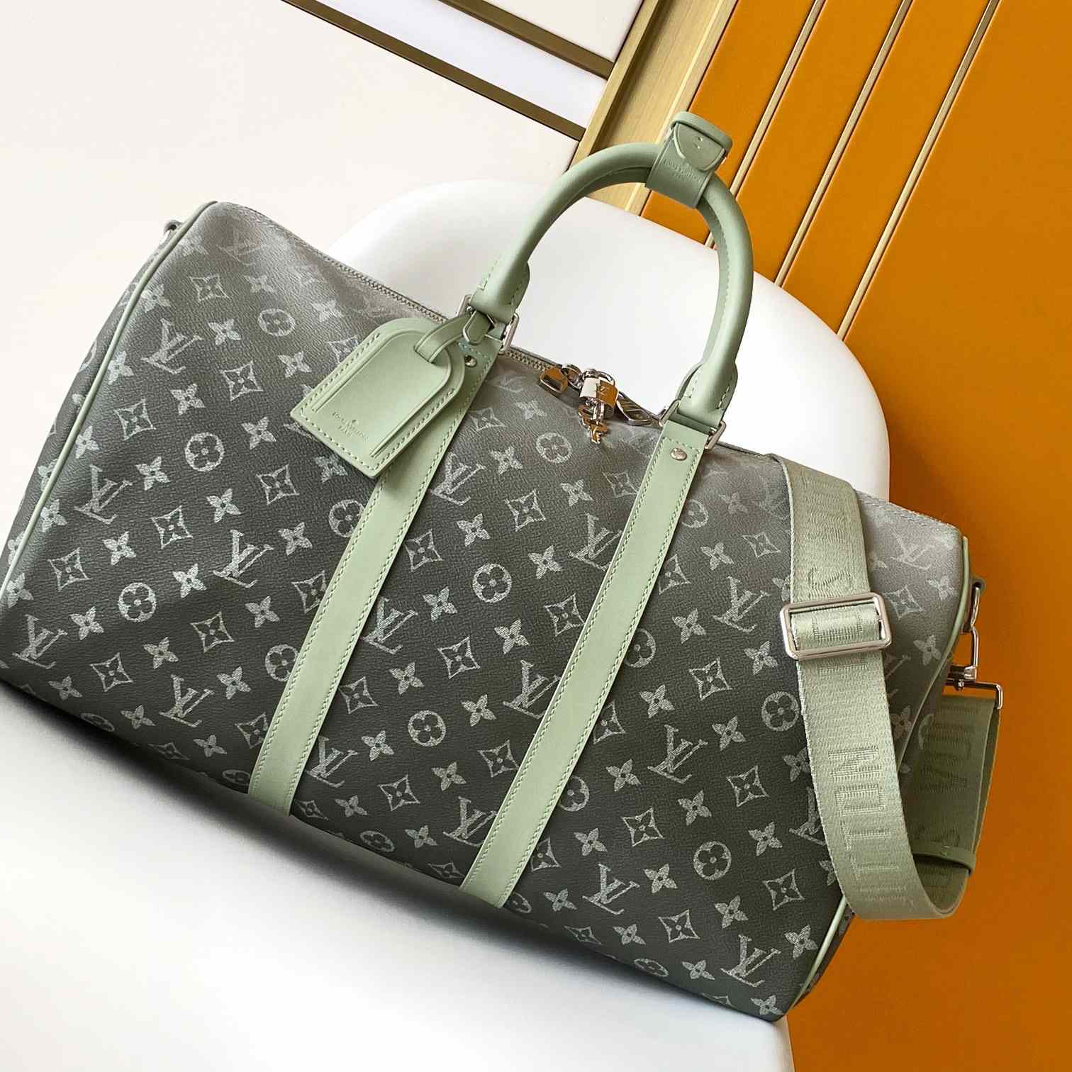 Louis Vuitton Keepall 45   M11718  - FashionPlug