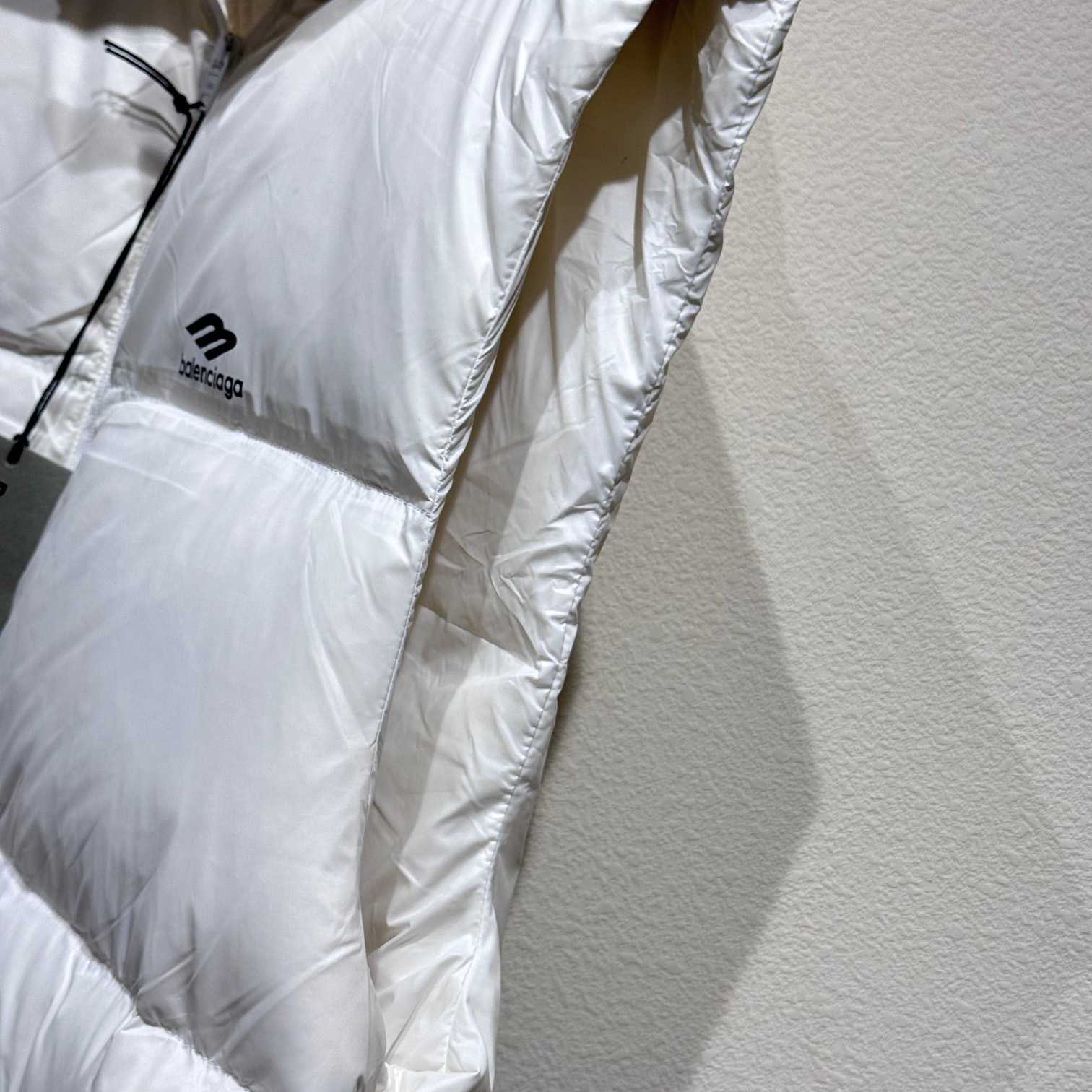 Balenciaga 3B Puffer Vest - FashionPlug