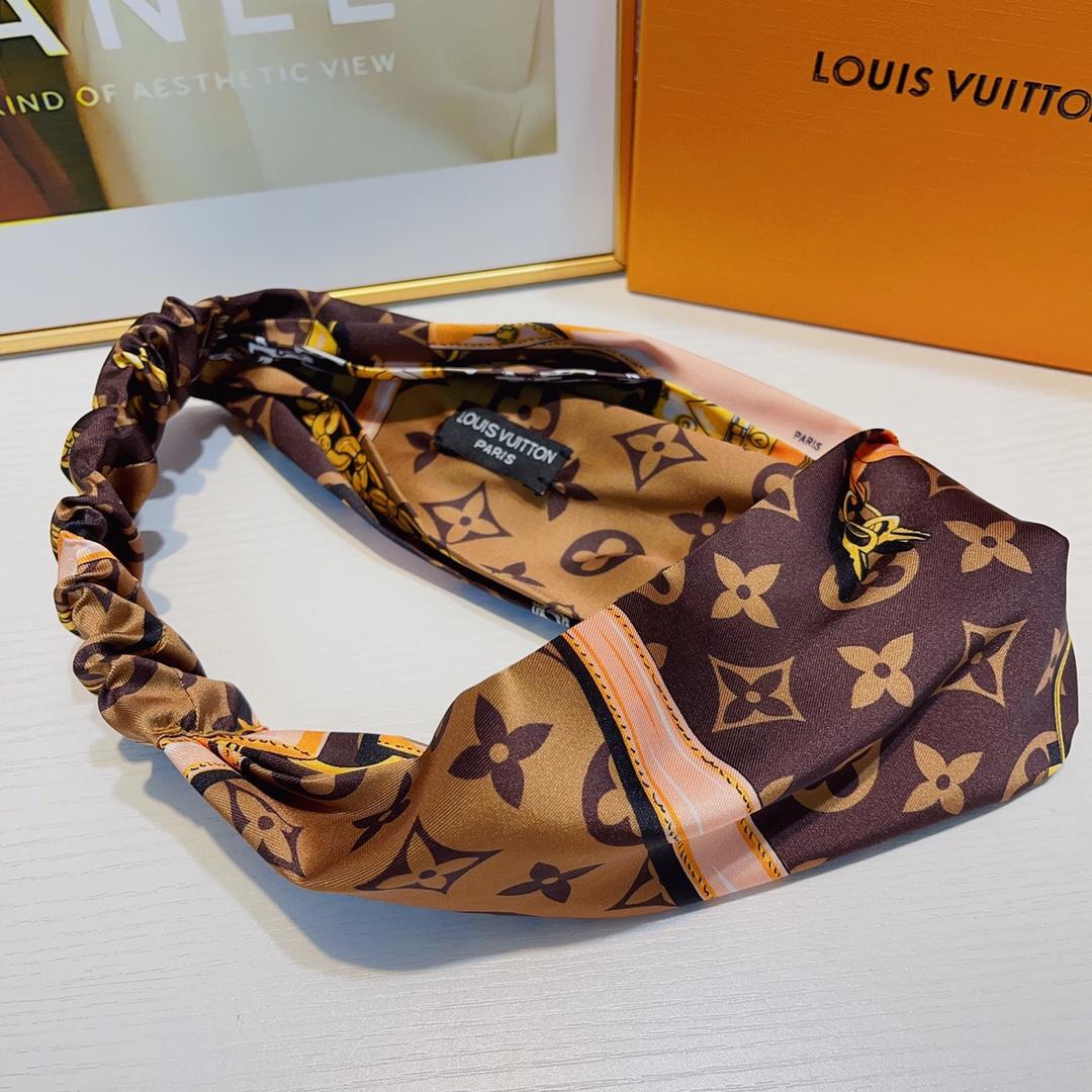 Louis Vuitton Headband  - FashionPlug