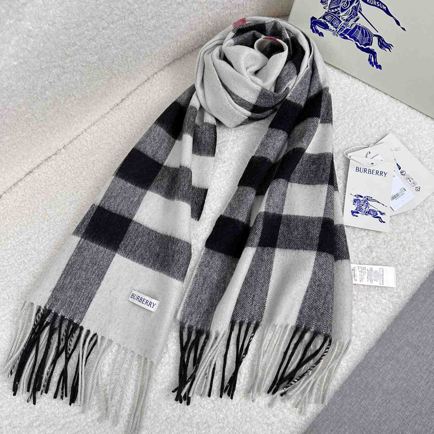 Burberry Scarf   180*40cm - FashionPlug