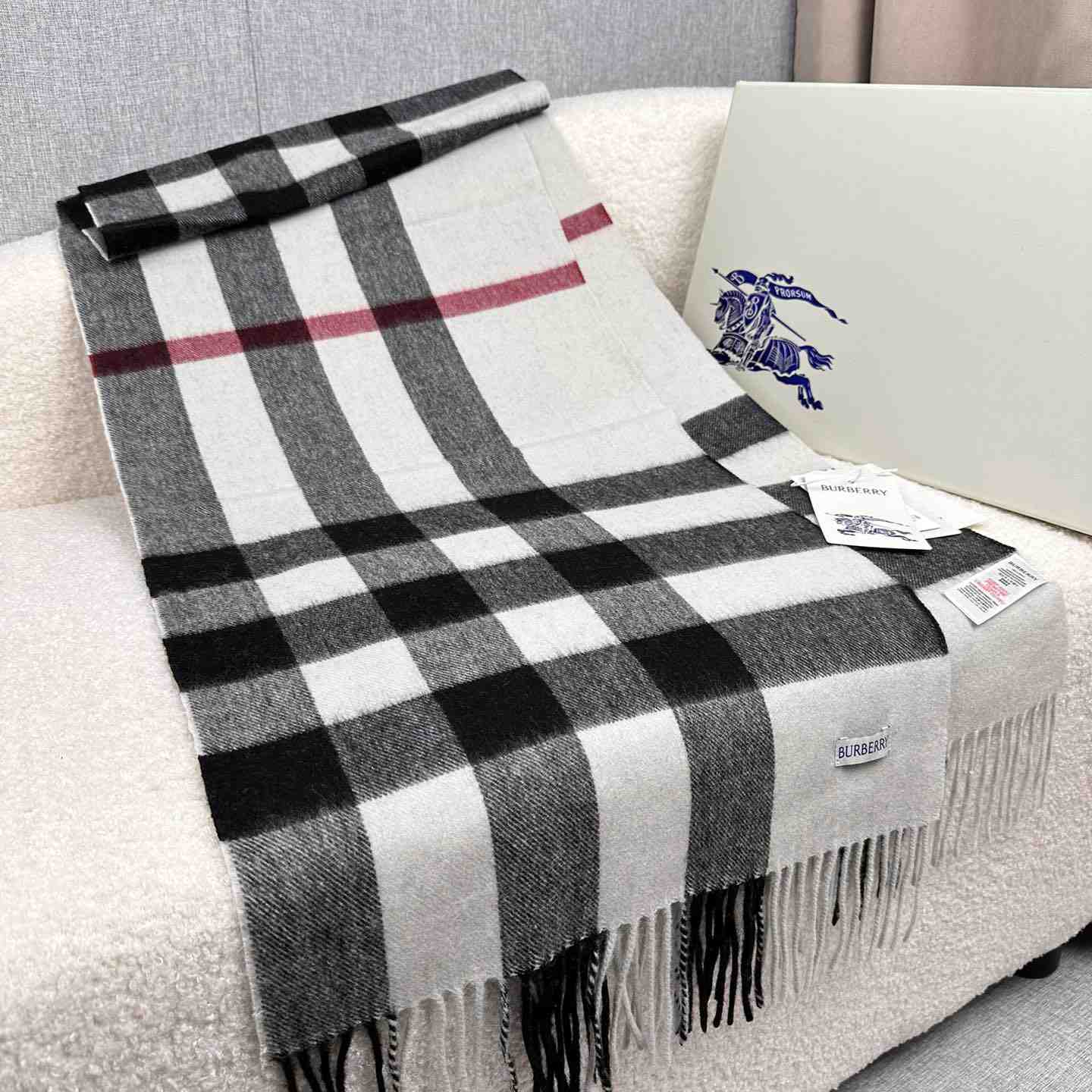 Burberry Scarf   180*40cm - FashionPlug