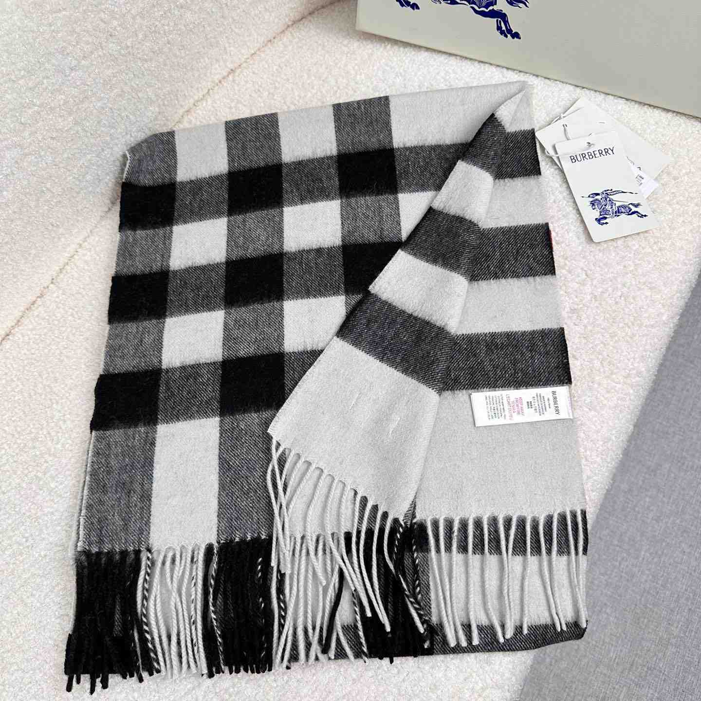Burberry Scarf   180*40cm - FashionPlug