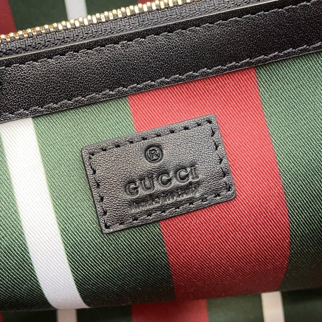 Gucci GG Emblem Medium Tote Bag - FashionPlug