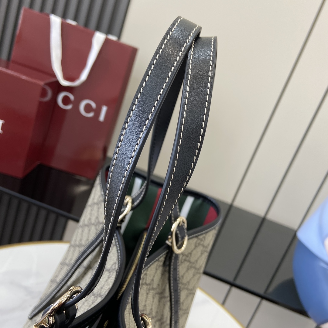 Gucci GG Emblem Medium Tote Bag - FashionPlug