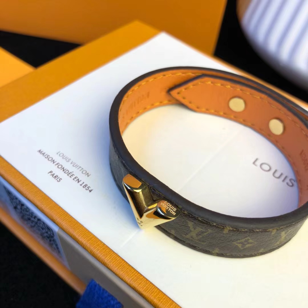 Louis Vuitton Bracelet   - FashionPlug