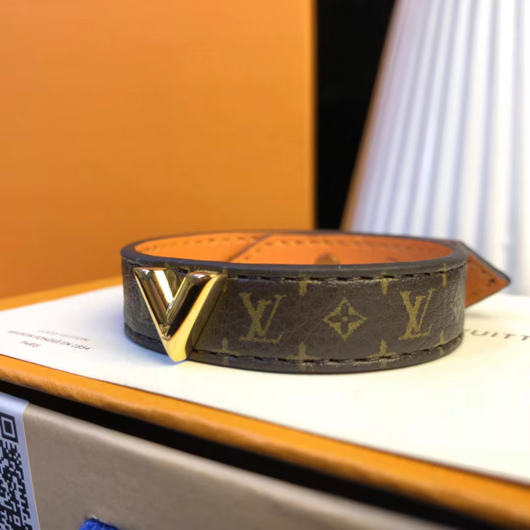 Louis Vuitton Bracelet   - FashionPlug