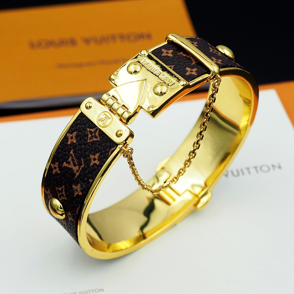 Louis Vuitton LV Signature Bracelet   M1434S - FashionPlug