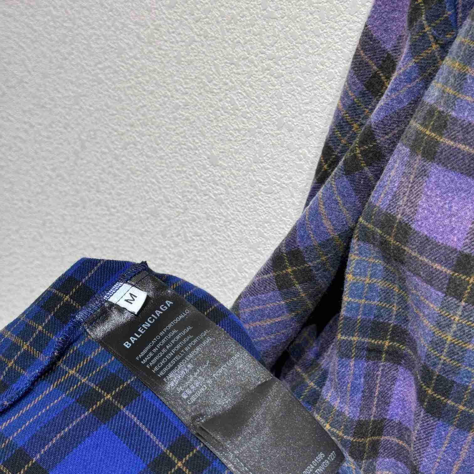 Balenciaga Men's Shirt Large Fit - FashionPlug