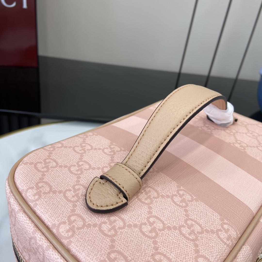 Gucci Ophidia Medium Travel Bag - FashionPlug