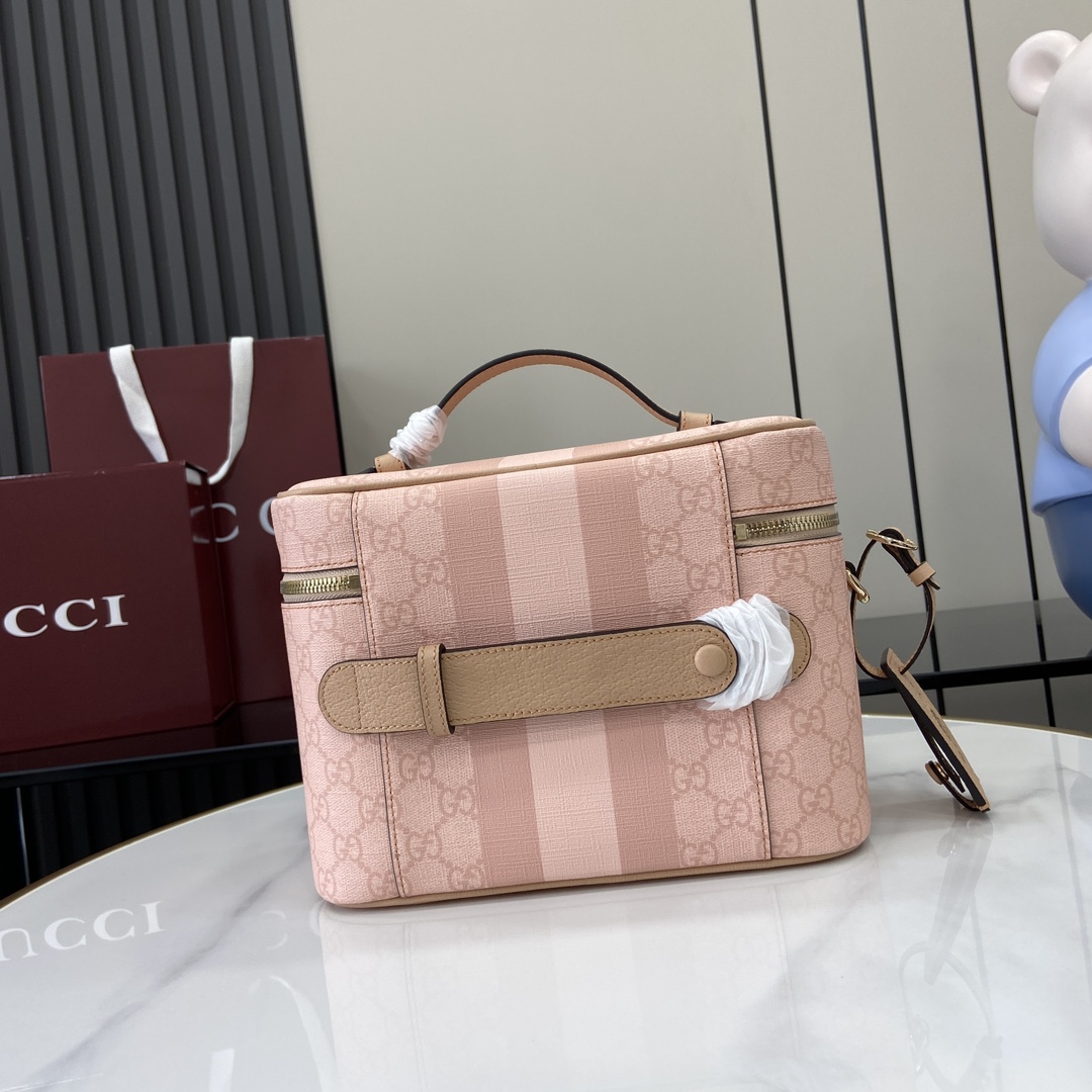 Gucci Ophidia Medium Travel Bag - FashionPlug