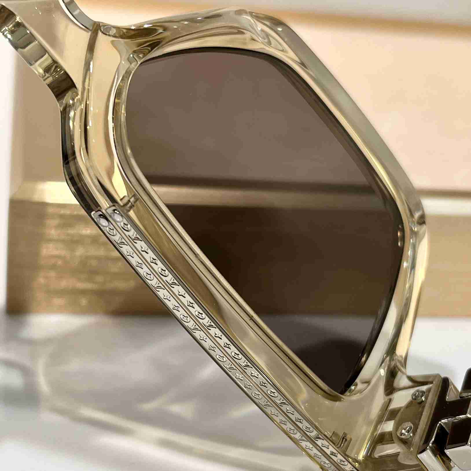 Louis Vuitton 1.1 Millionaires Square Sunglasses  LV96006 - FashionPlug
