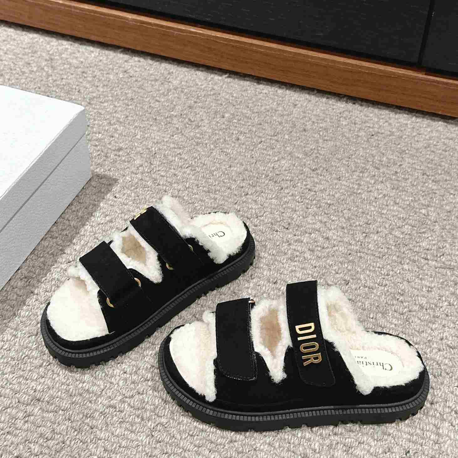 Dior Dioract Slide  - FashionPlug