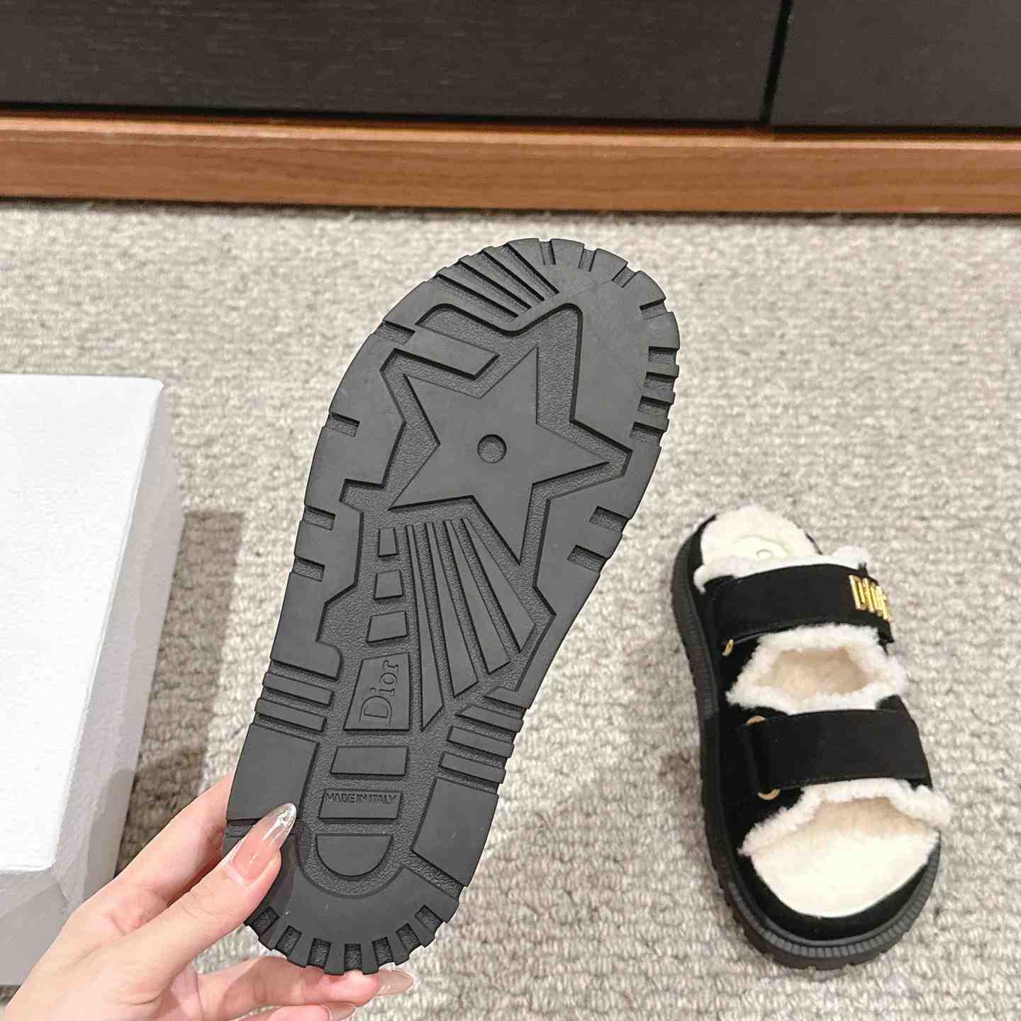 Dior Dioract Slide  - FashionPlug