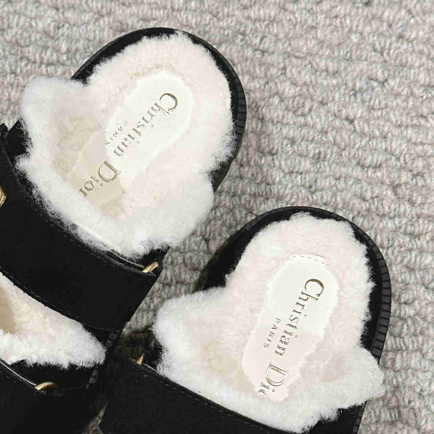 Dior Dioract Slide  - FashionPlug