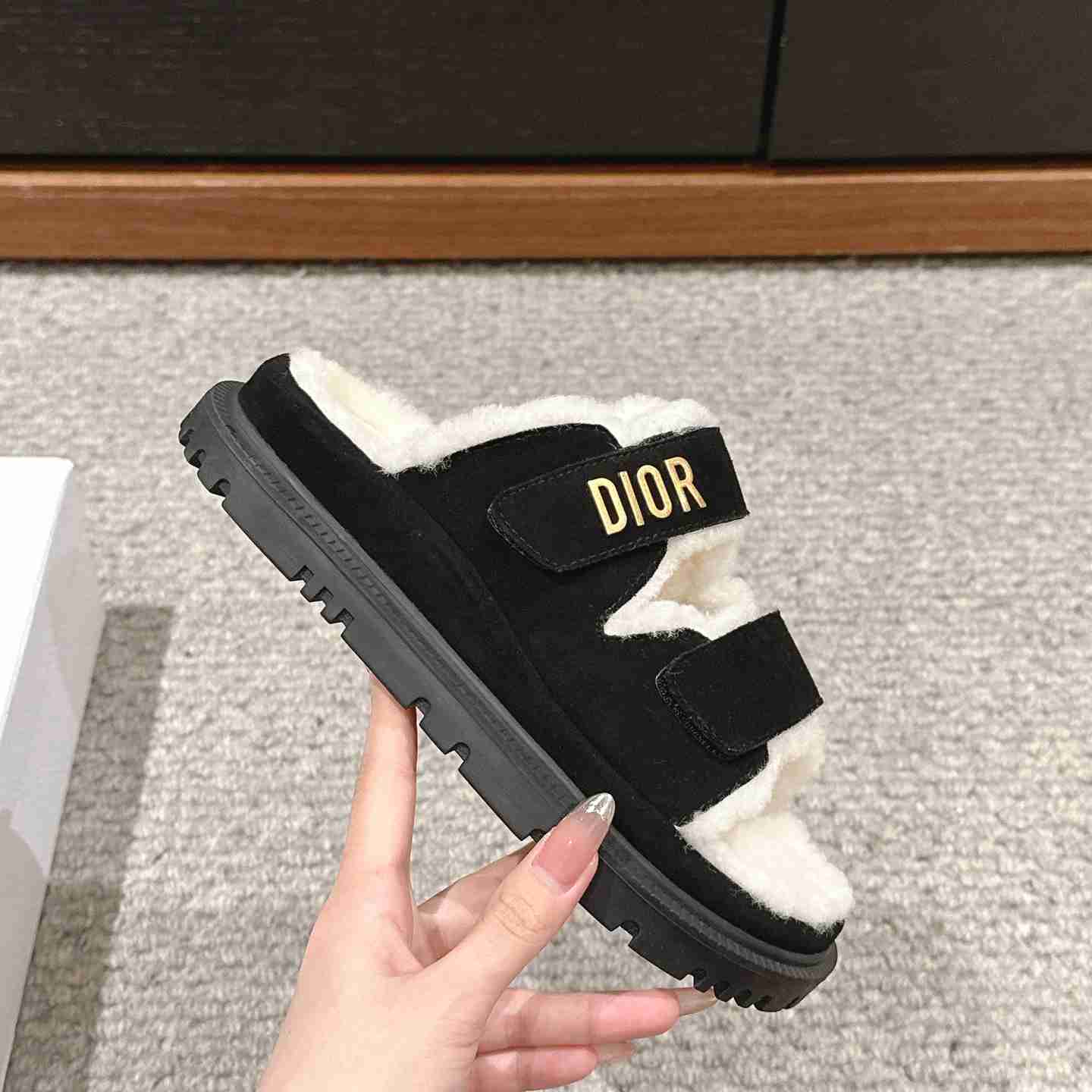 Dior Dioract Slide  - FashionPlug