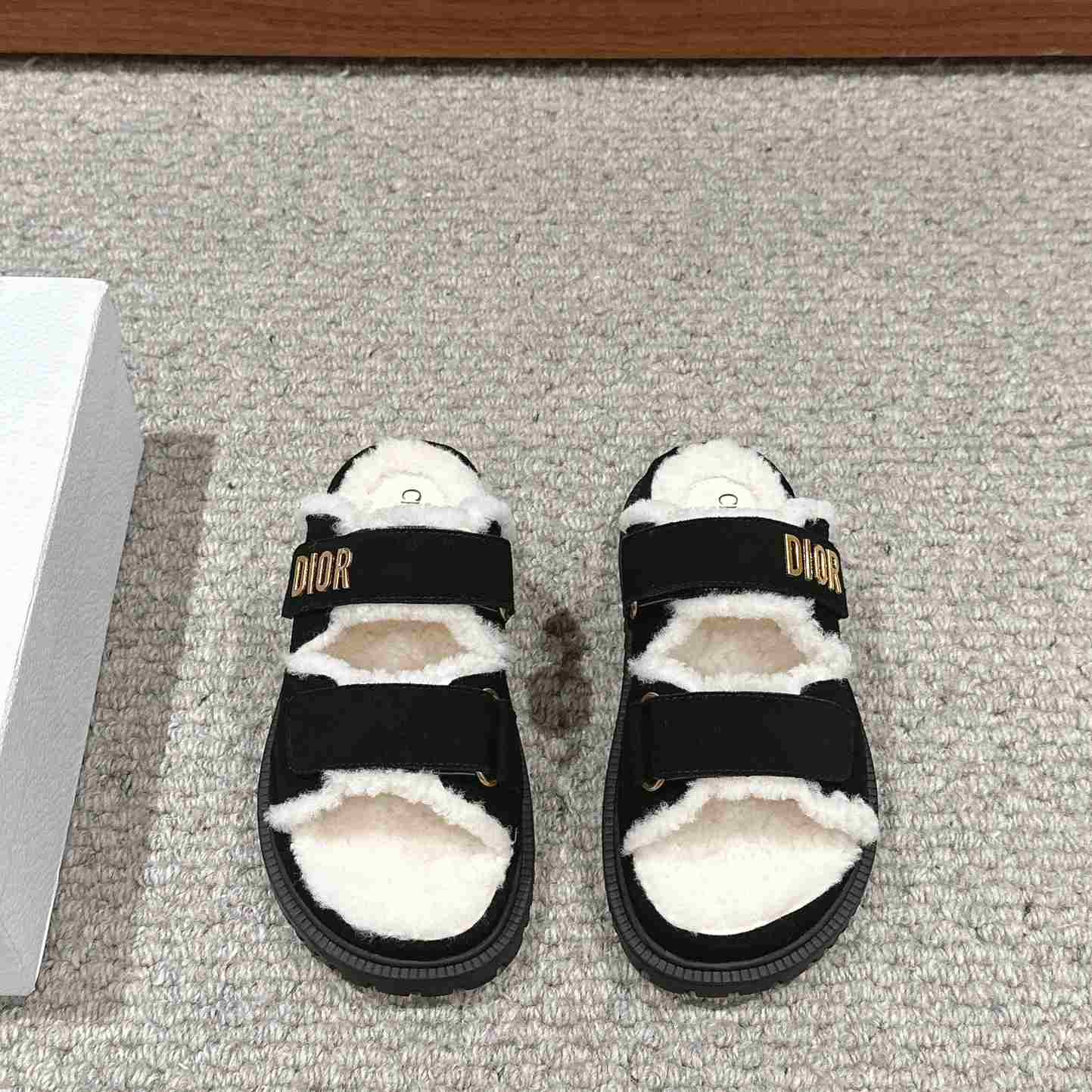 Dior Dioract Slide  - FashionPlug
