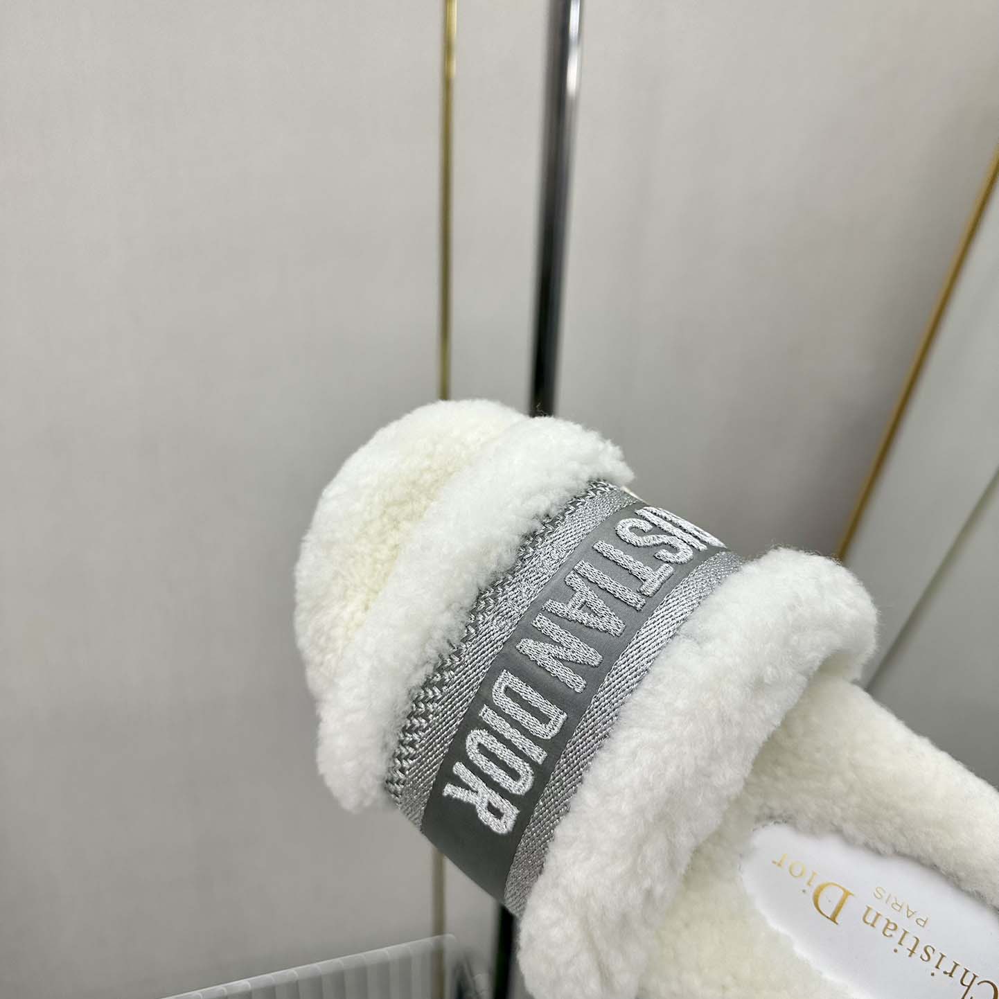Dior Dway Flip Flops - FashionPlug
