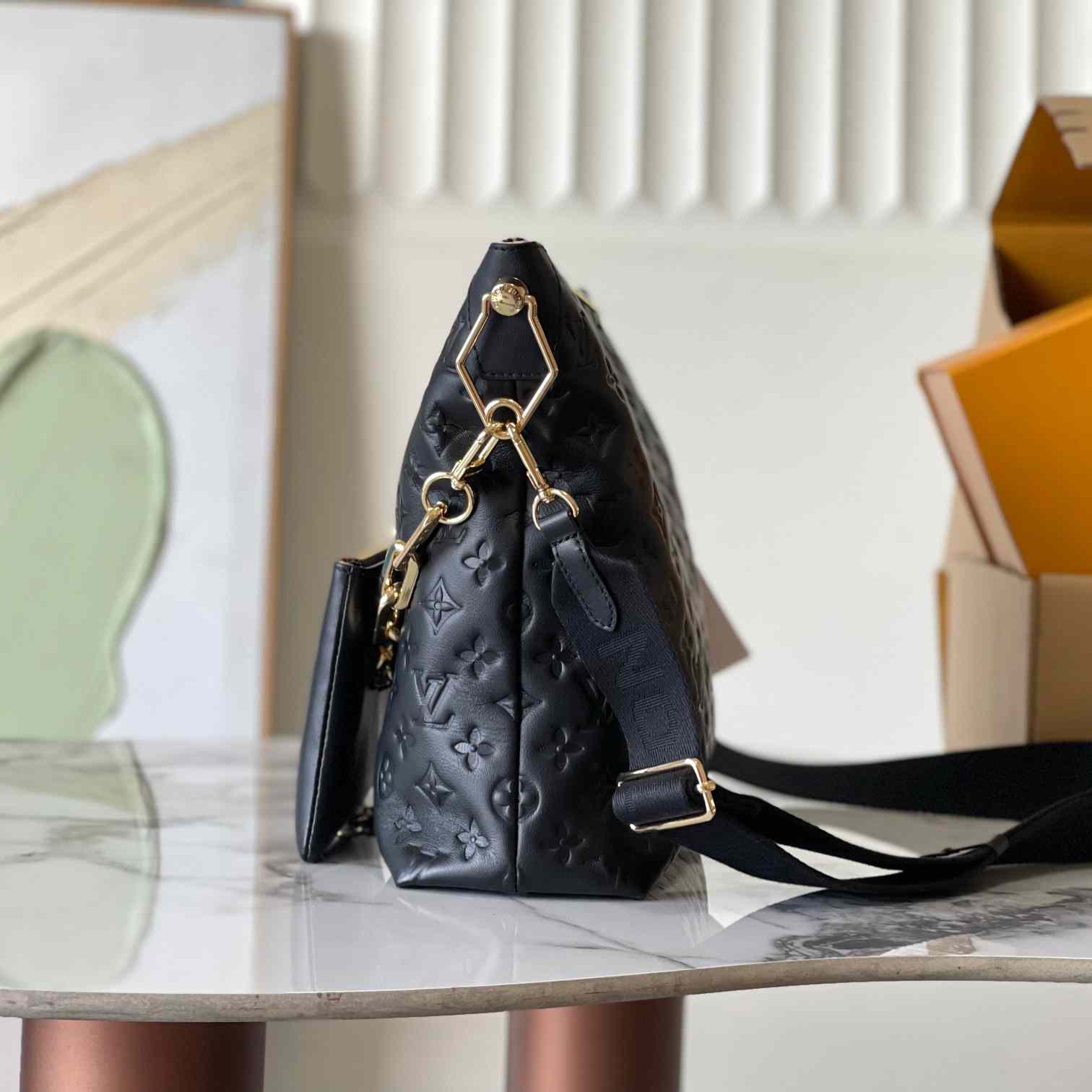 Louis Vuitton Coussin Hobo MM  M12068 - FashionPlug