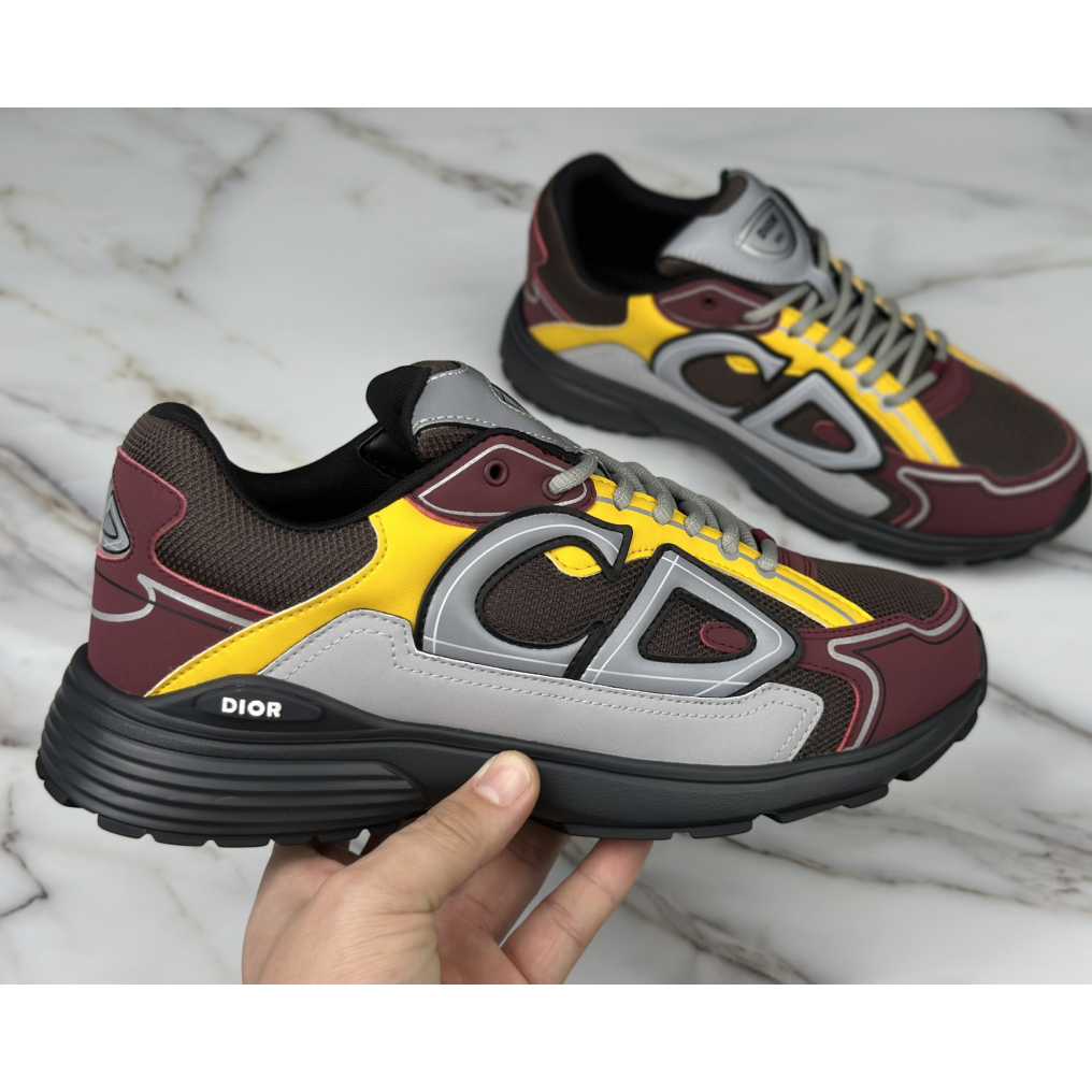 Dior B30 Sneaker  - FashionPlug