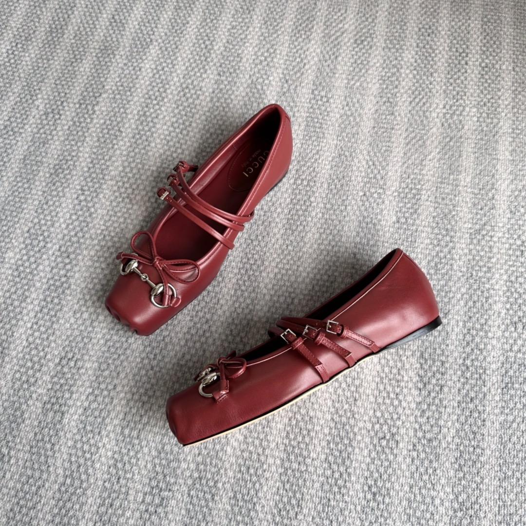 Gucci Women's Gucci Horsebit Ballet Flat - FashionPlug