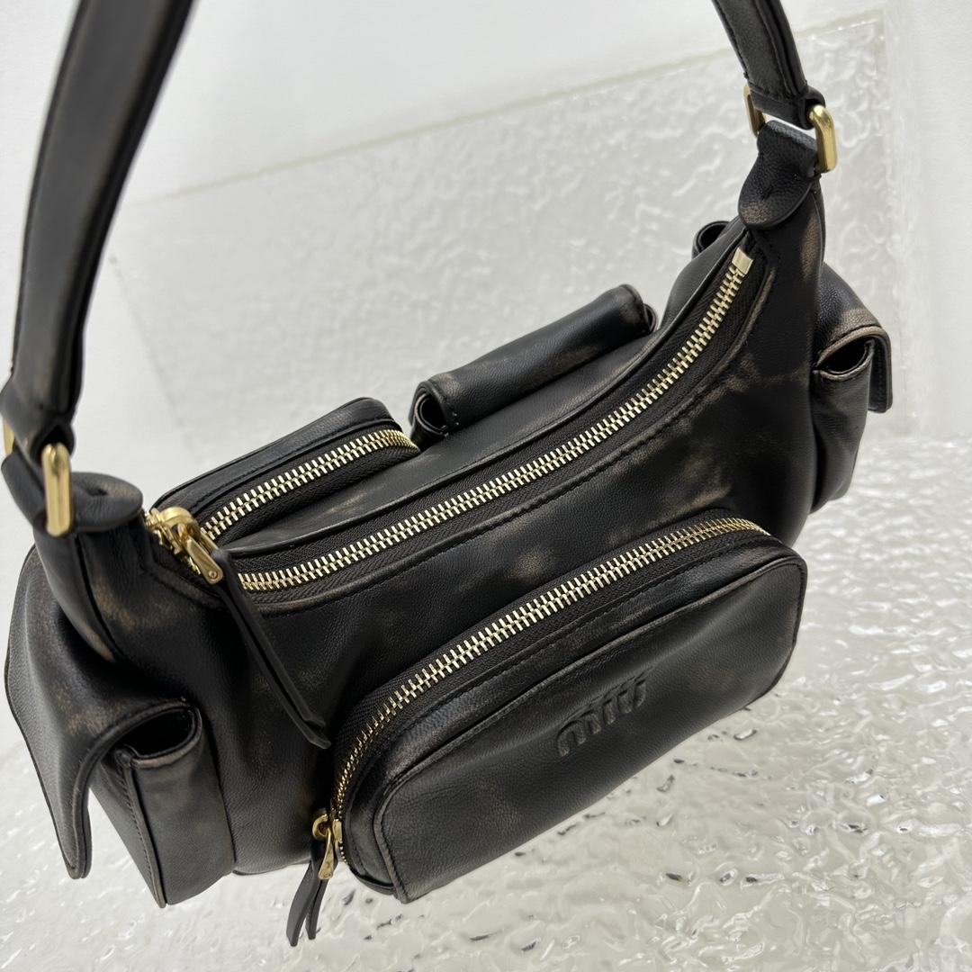 Miu Miu Nappa Leather Pocket Bag (21-12-6cm) - FashionPlug