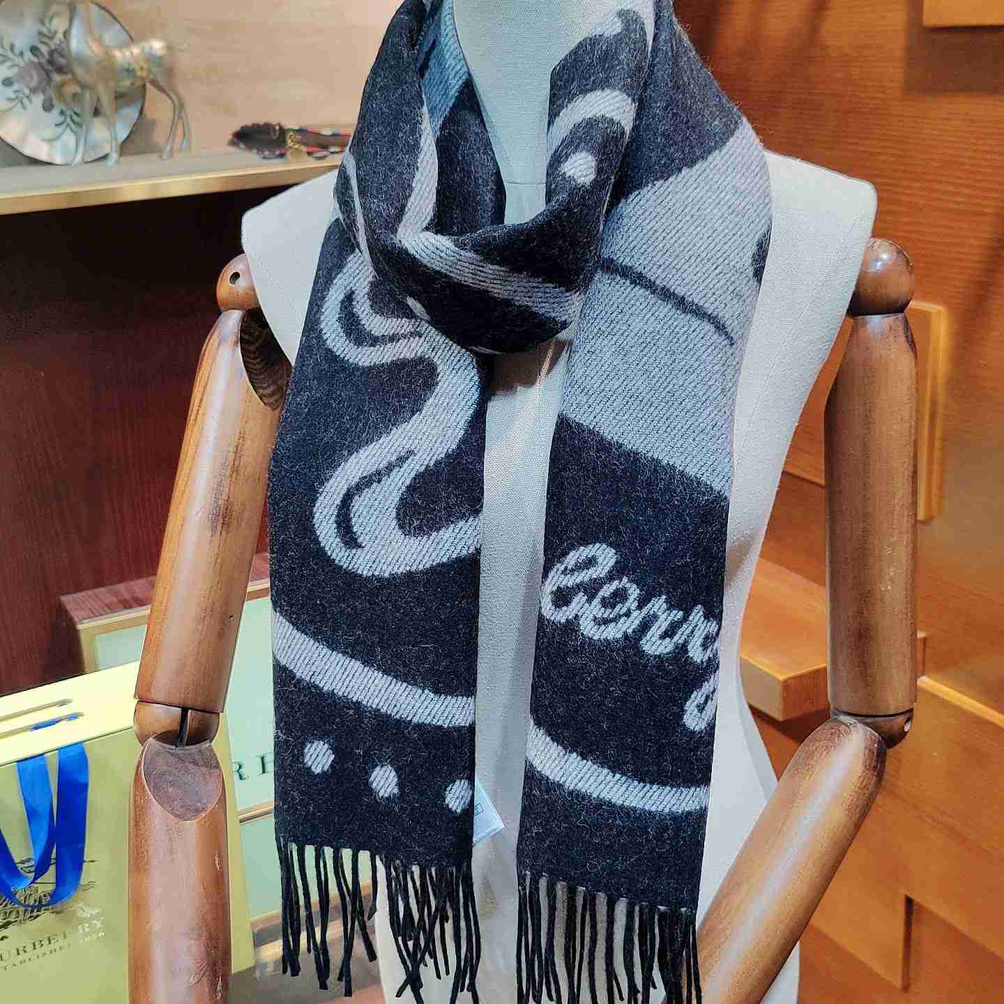 Burberry Mirrored Horse Cashmere Scarf - FashionPlug
