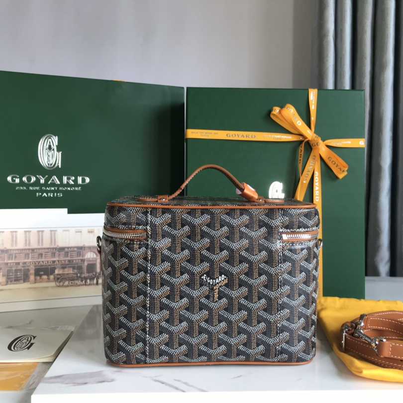 Goyard Muse Vanity Case - FashionPlug