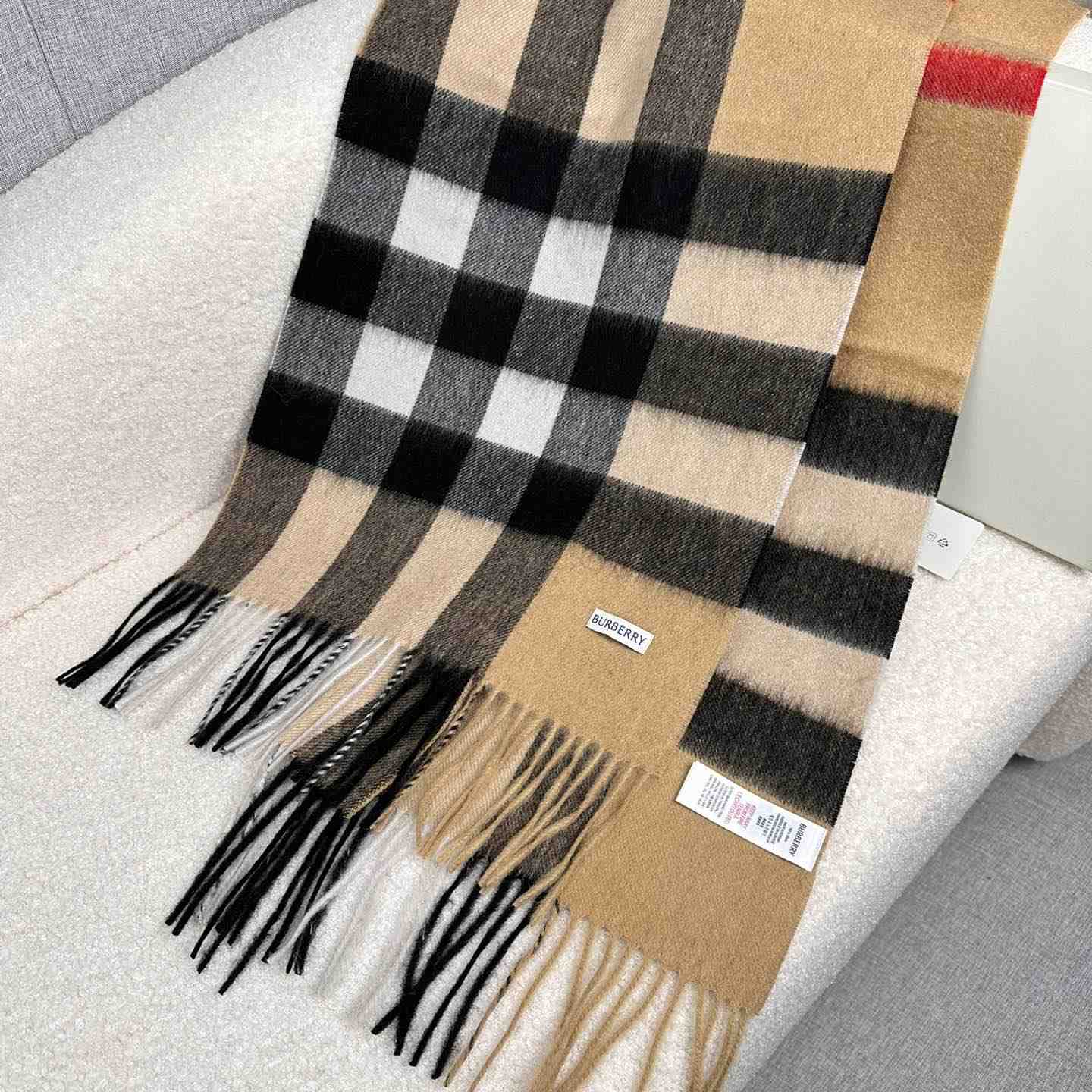 Burberry Scarf   180*40cm - FashionPlug