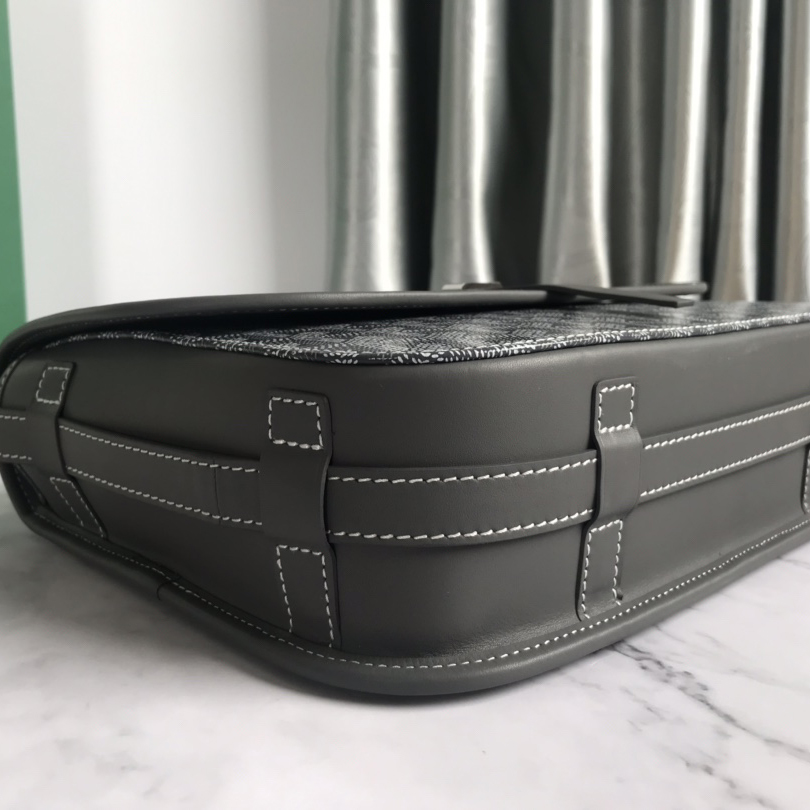 Goyard Belvédère MM Bag - FashionPlug