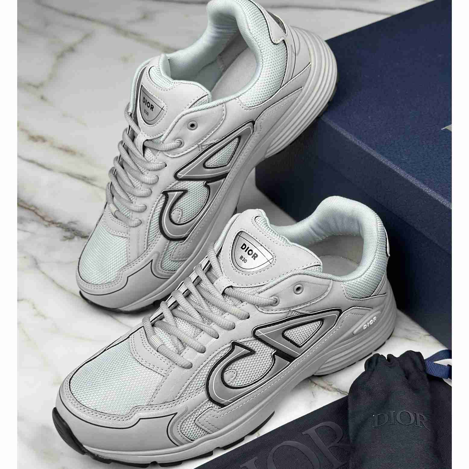 Dior B30 Sneaker  - FashionPlug